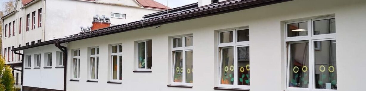Szkoła Podstawowa im. Świętego Jana Kantego w Futomie